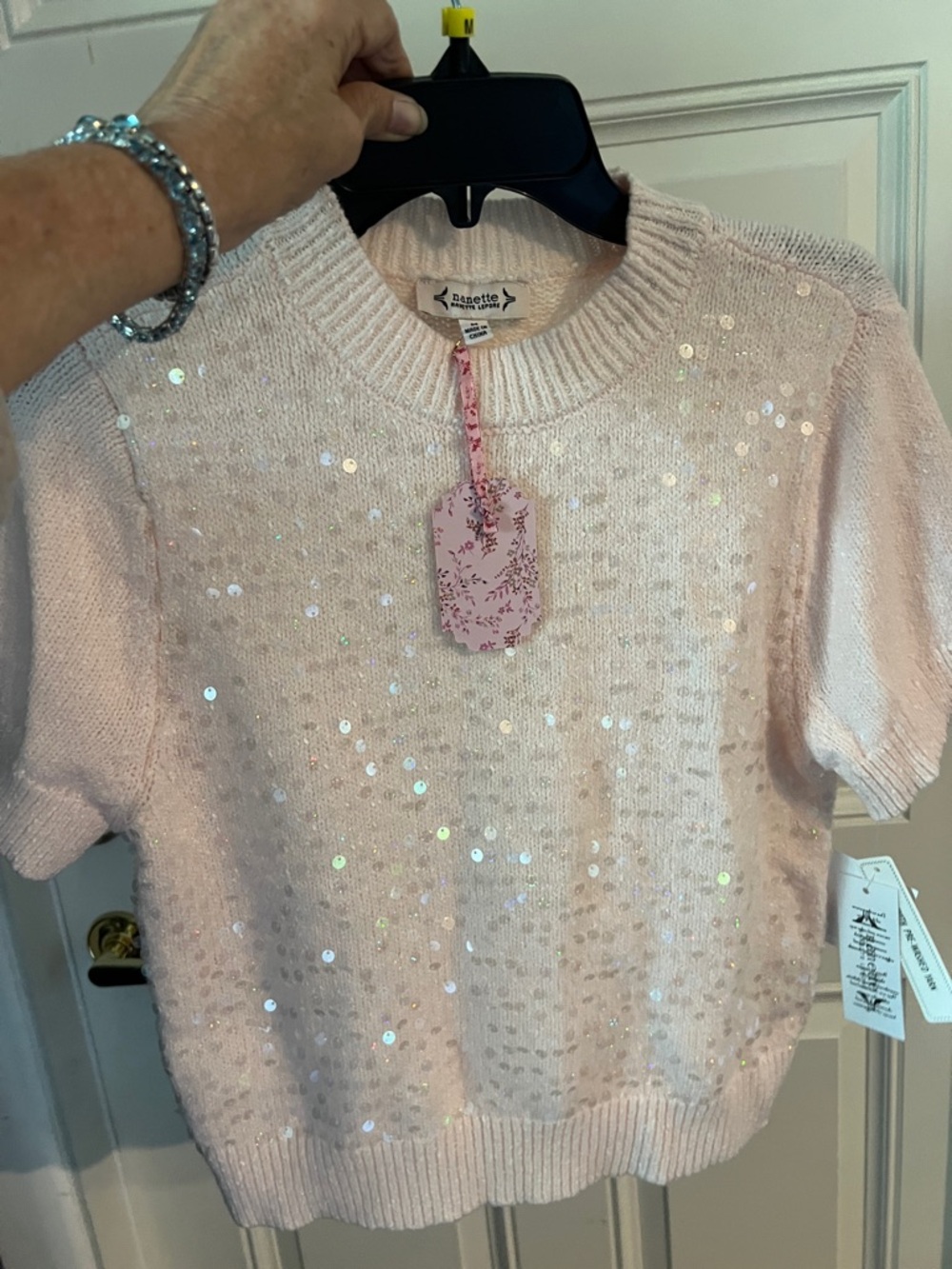 NANNETE LePORE Pale Pink /Sequin Embellished Short Sleeve Sweater NWT Size M - Picture 10 of 11